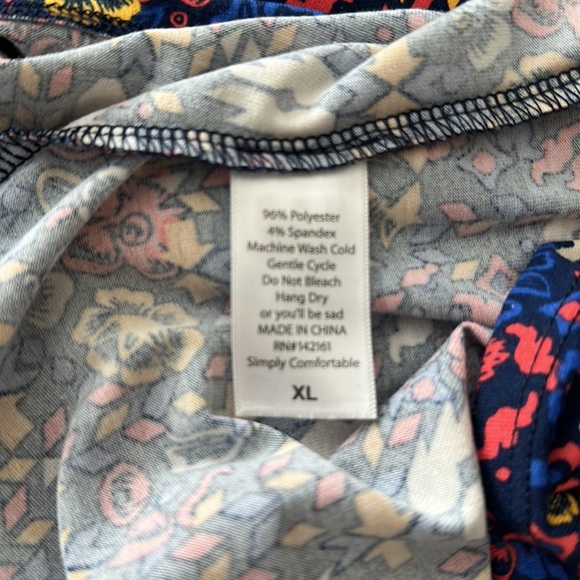 Like NEW Lularoe Julia Sz XL - Picture 3 of 3